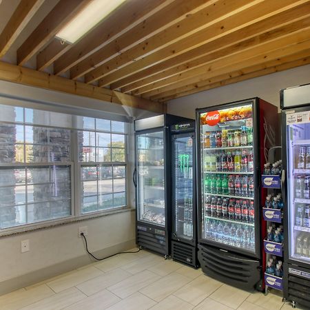 Holiday Inn Express Hotel & Suites Milwaukee Airport By Ihg Kültér fotó