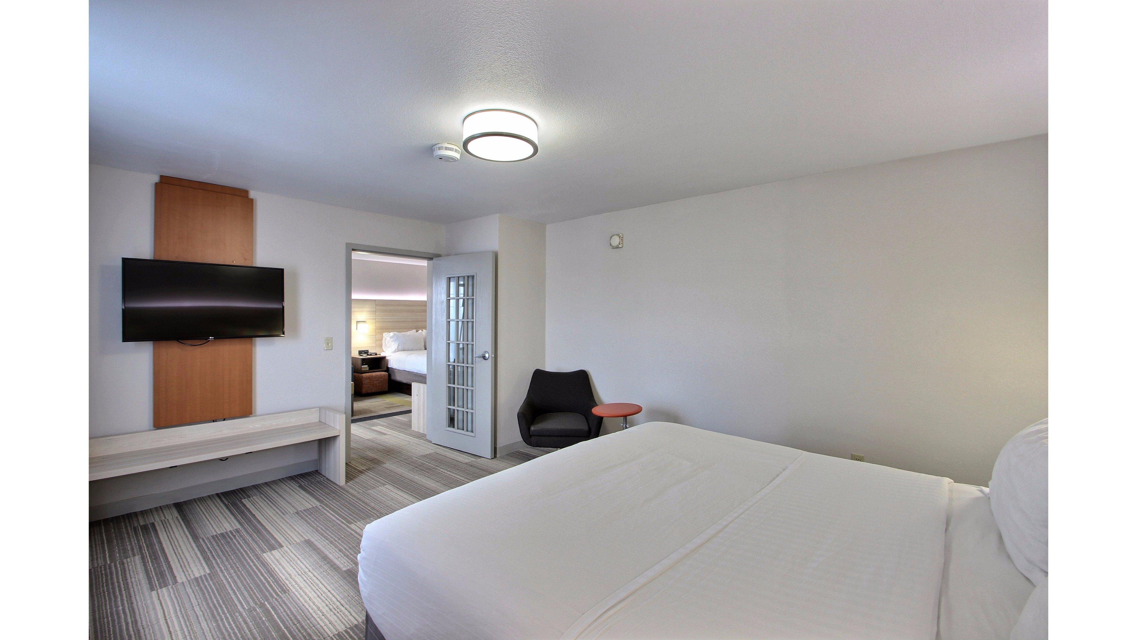 Holiday Inn Express Hotel & Suites Milwaukee Airport By Ihg Kültér fotó