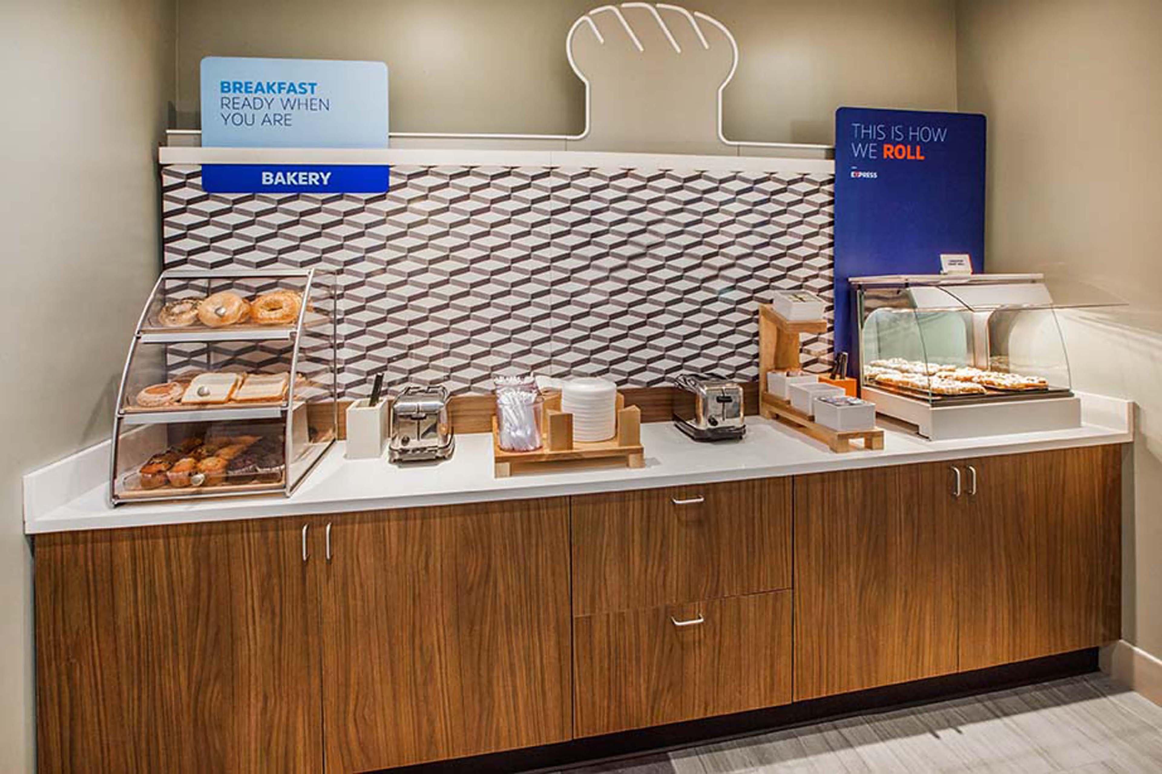 Holiday Inn Express Hotel & Suites Milwaukee Airport By Ihg Kültér fotó